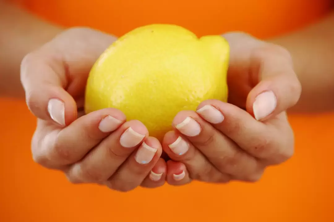 lemon for skin rejuvenation