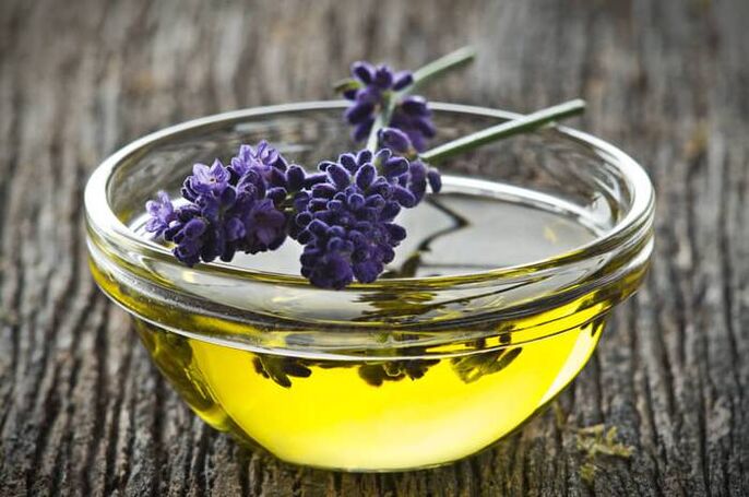 Lavender essential oil will protect facial skin cells from free radicals